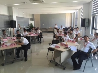 王若文老师2016年7月27日为南宁中车轨道交通装备讲授《中层卓越领导力修炼》课程
