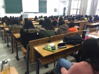 李声华老师11月25为肇庆广播电视大学讲授《行政执行力》