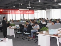 王若文老师6月10日应苏州保泽建设公司之邀讲授了一天的《管理沟通与领导力提升》完美结束！