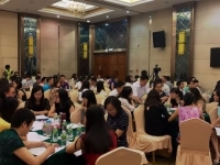 王若文老师8月12-13日受邀来到襄阳讲授了为期两天的《企业变革与管理创新》公开课！